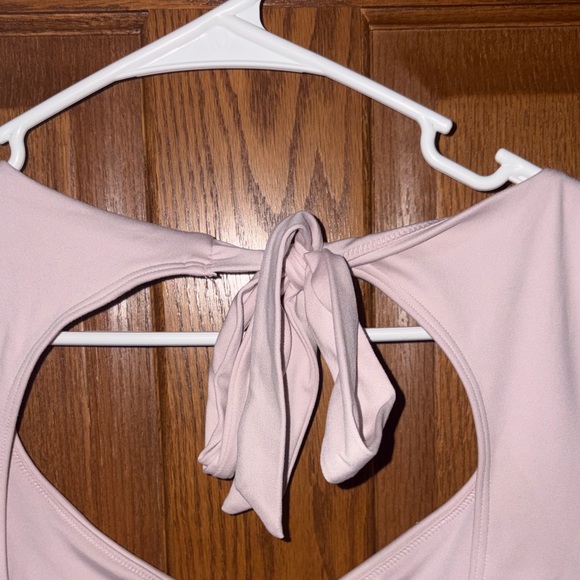 Women’s Gilly Hicks Active Tie-Back Ballet Top - Picture 3 of 5